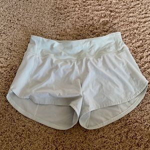 size 6 lulu lemon hotty hot shorts mint green